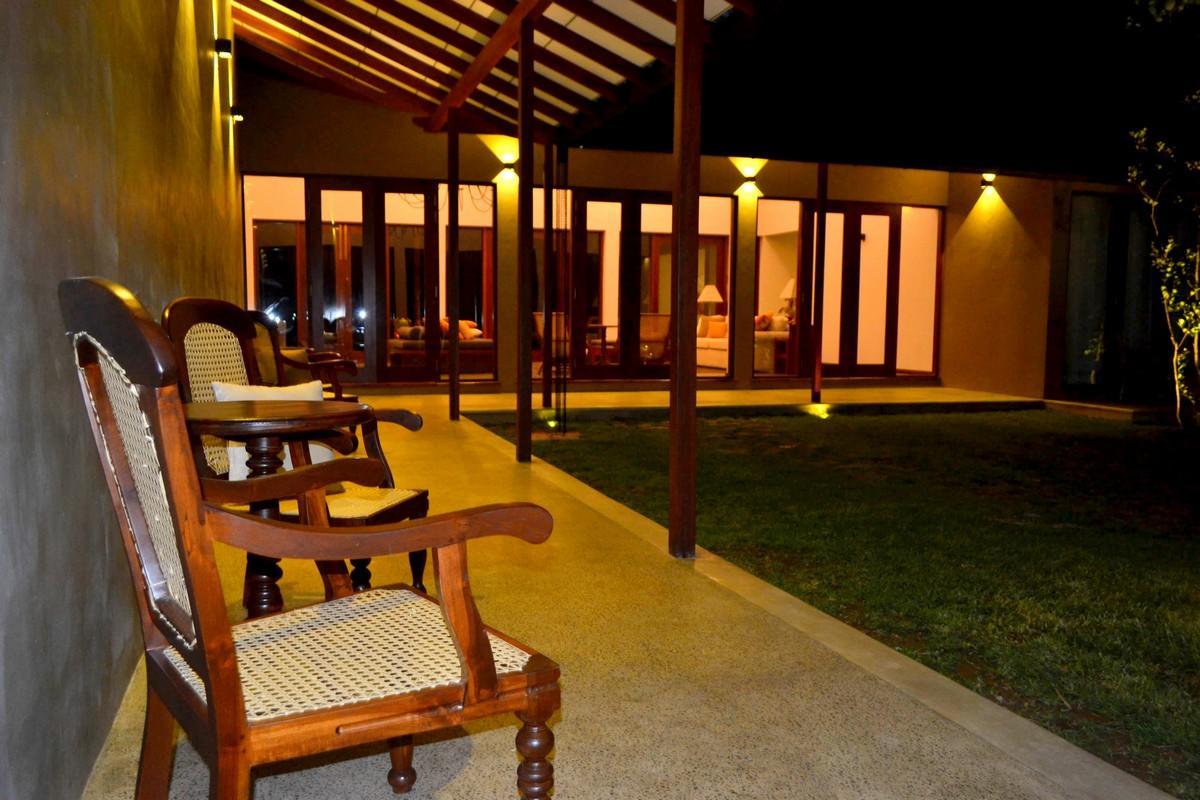 Kethaka Aga Hotell Tissamaharama Exteriör bild